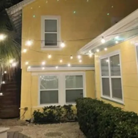 The Starfish Bungalow 1B/1B